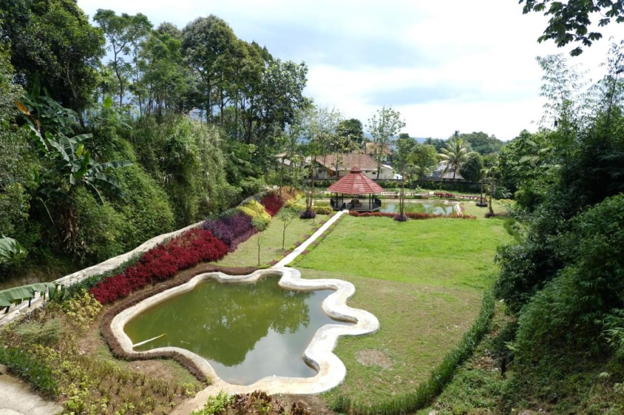 Taman Bukit Palem Resort 茂物 外观 照片
