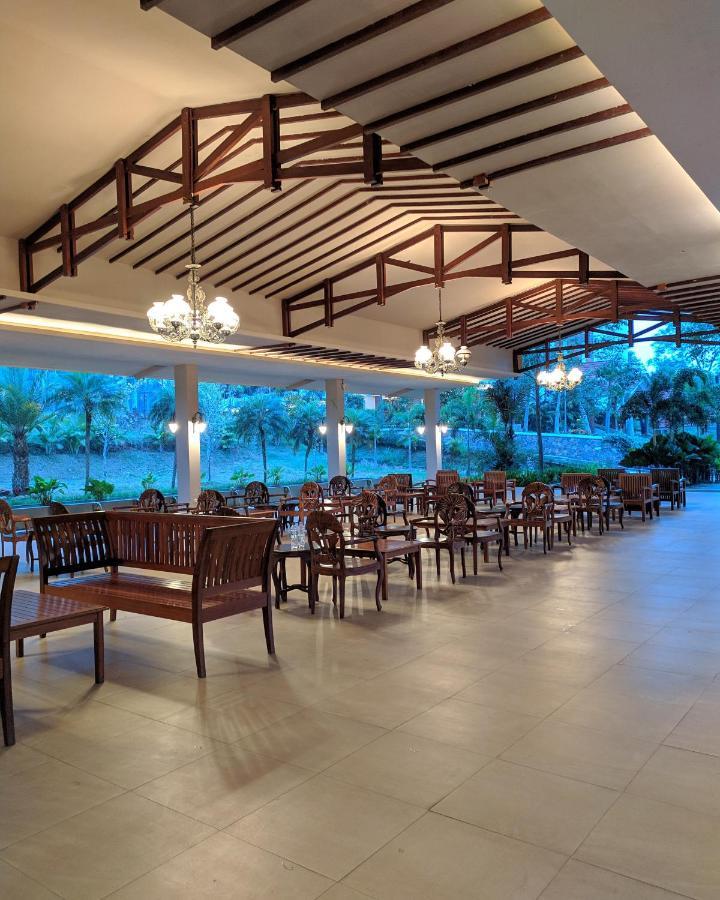 Taman Bukit Palem Resort 茂物 外观 照片
